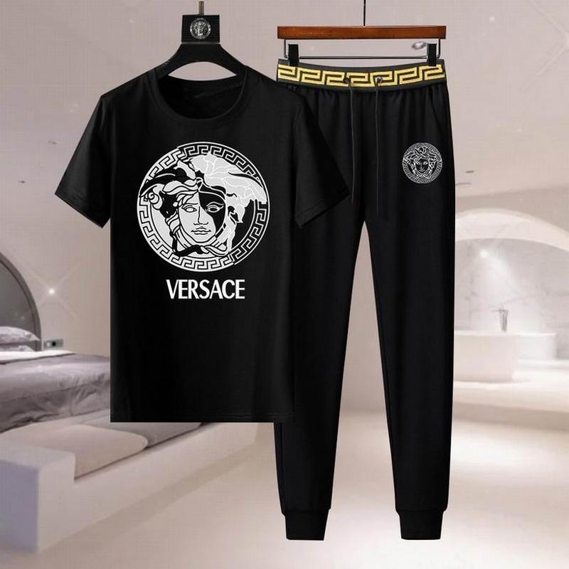 Versace Men's Suits 428